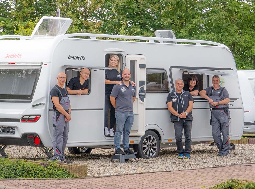 Caravan Center Kuhfuß Team Mitarbeiter Personal an der Goitzsche Foto von der Bernstein Marketing GmbH
